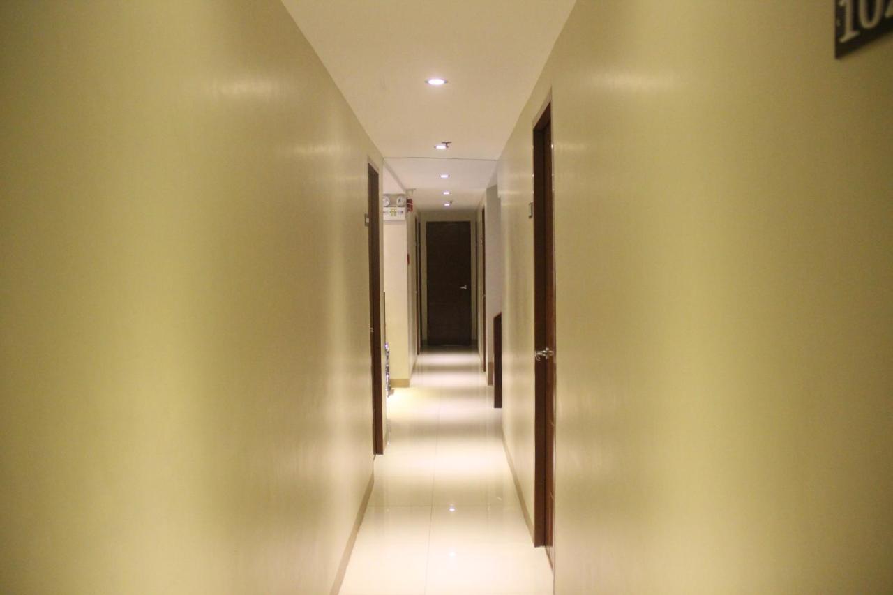 Happytelle Hotel Dipolog Bagian luar foto